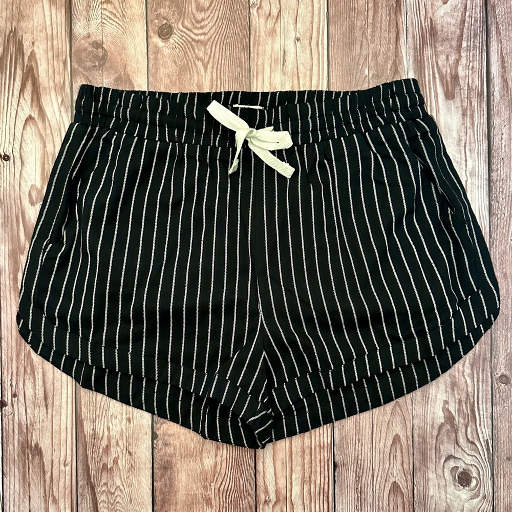 ☀️BILLABONG ROAD TRIPPIN SHORTS